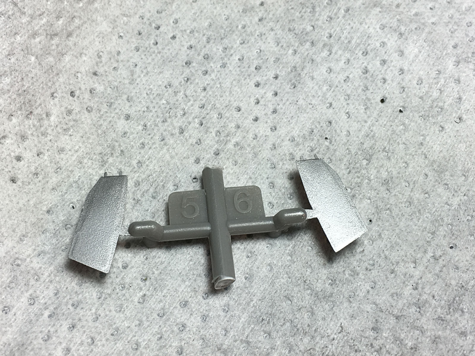 Tanmodel 2201 1/48 RF-84F Thunderflash Build Review Image