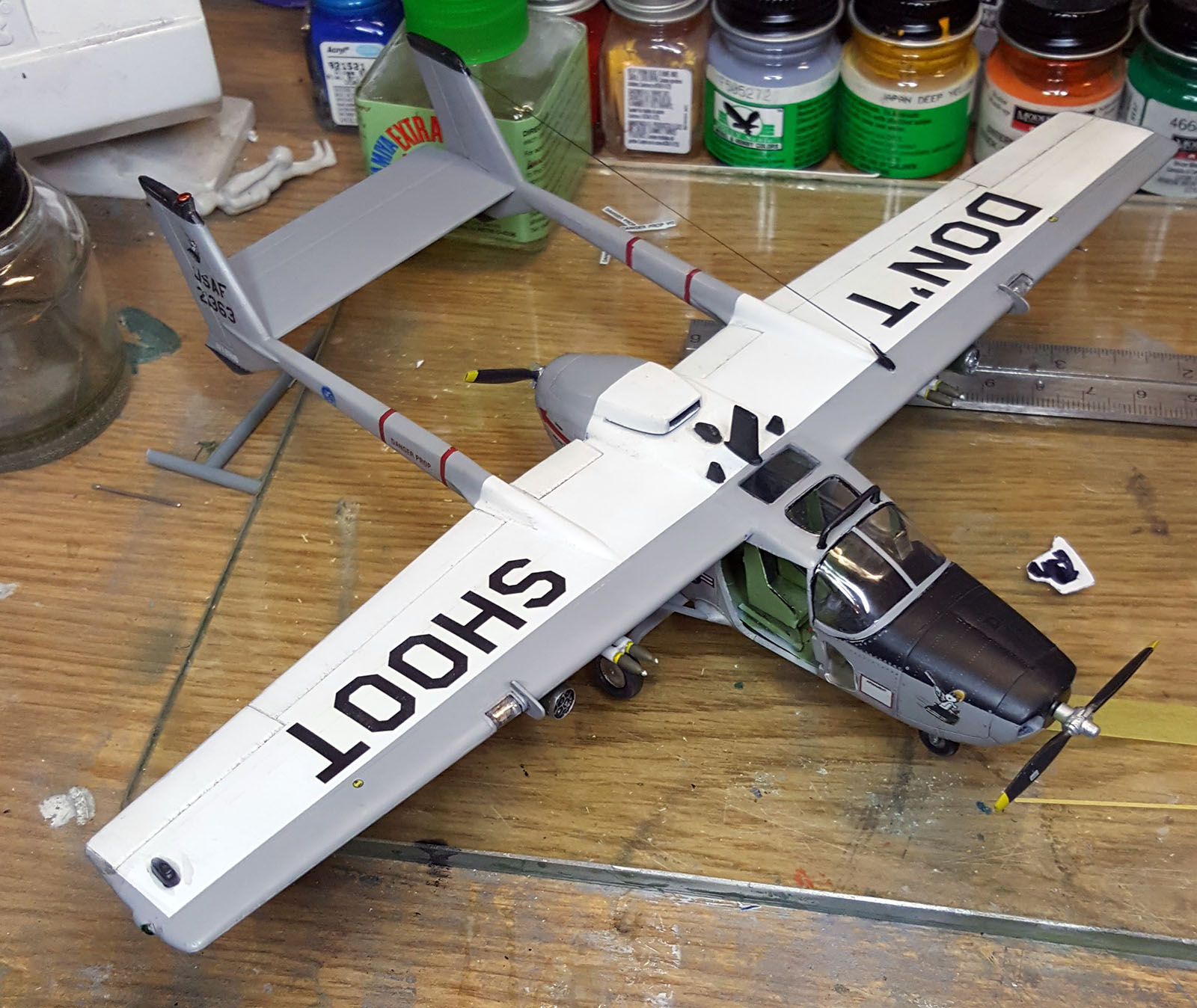 Testors/Hawk 1/48 O-2A Skymaster Build Review Image 15