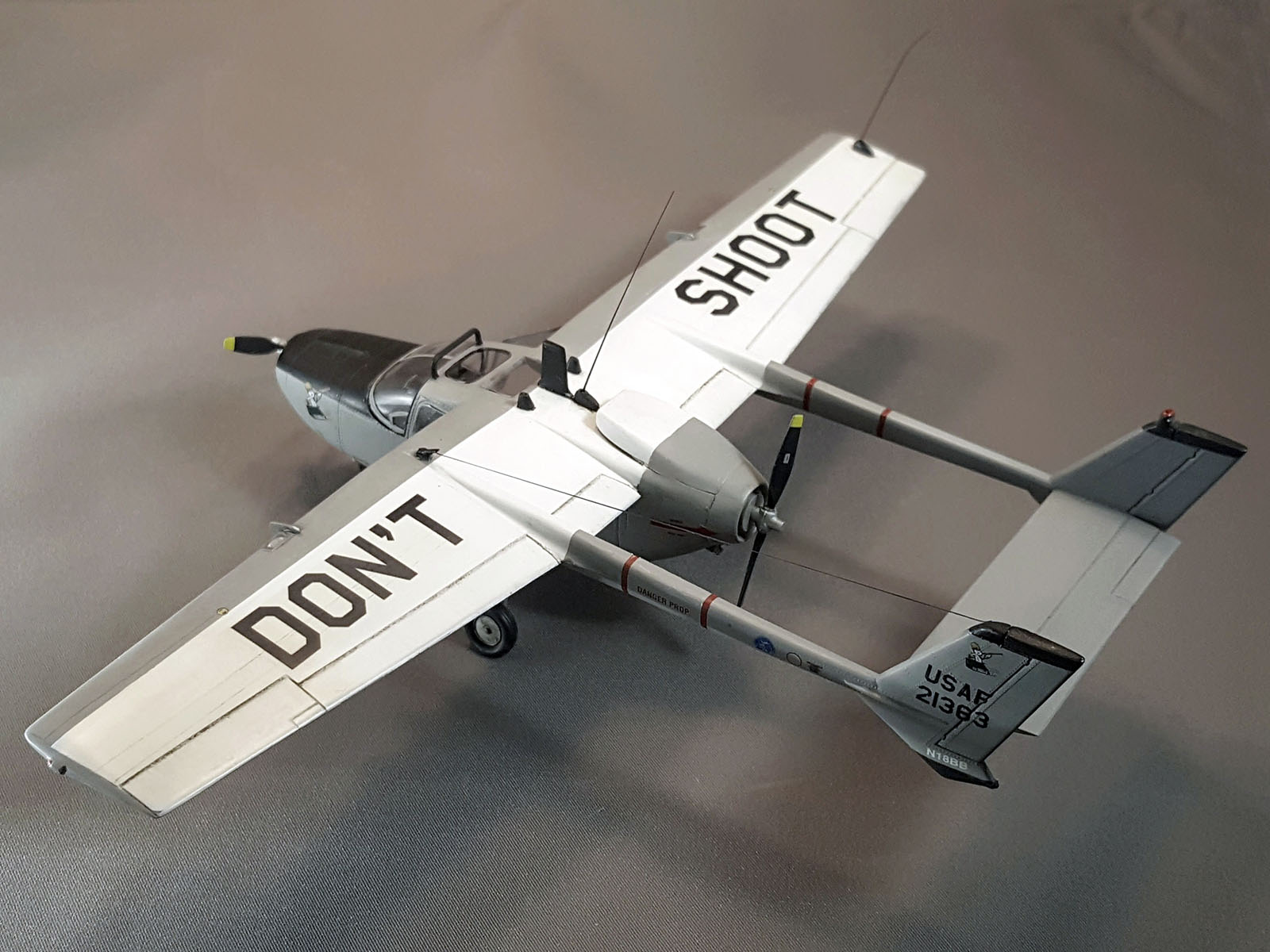 Testors/Hawk 1/48 O-2A Skymaster Build Review Image 17
