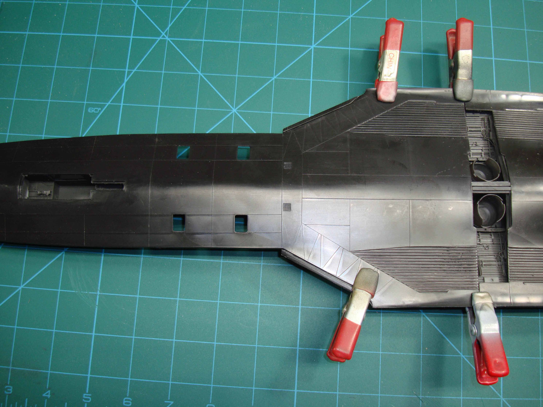 Testors 1/48 SR-71A Blackbird Build Review Image 17