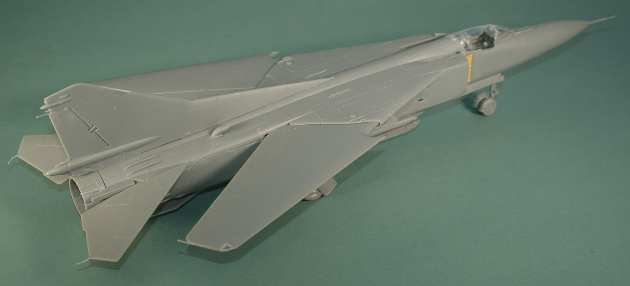 Trumpeter 1/48 MiG-23M Flogger B Quick Build Image