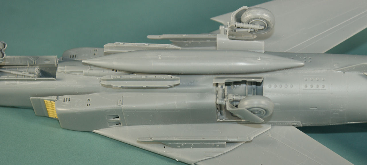 Trumpeter 1/48 MiG-23M Flogger B Quick Build Image