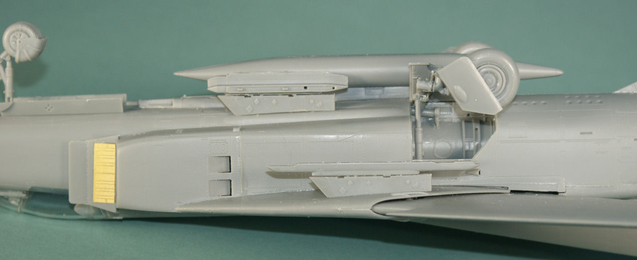 Trumpeter 1/48 MiG-23M Flogger B Quick Build Image