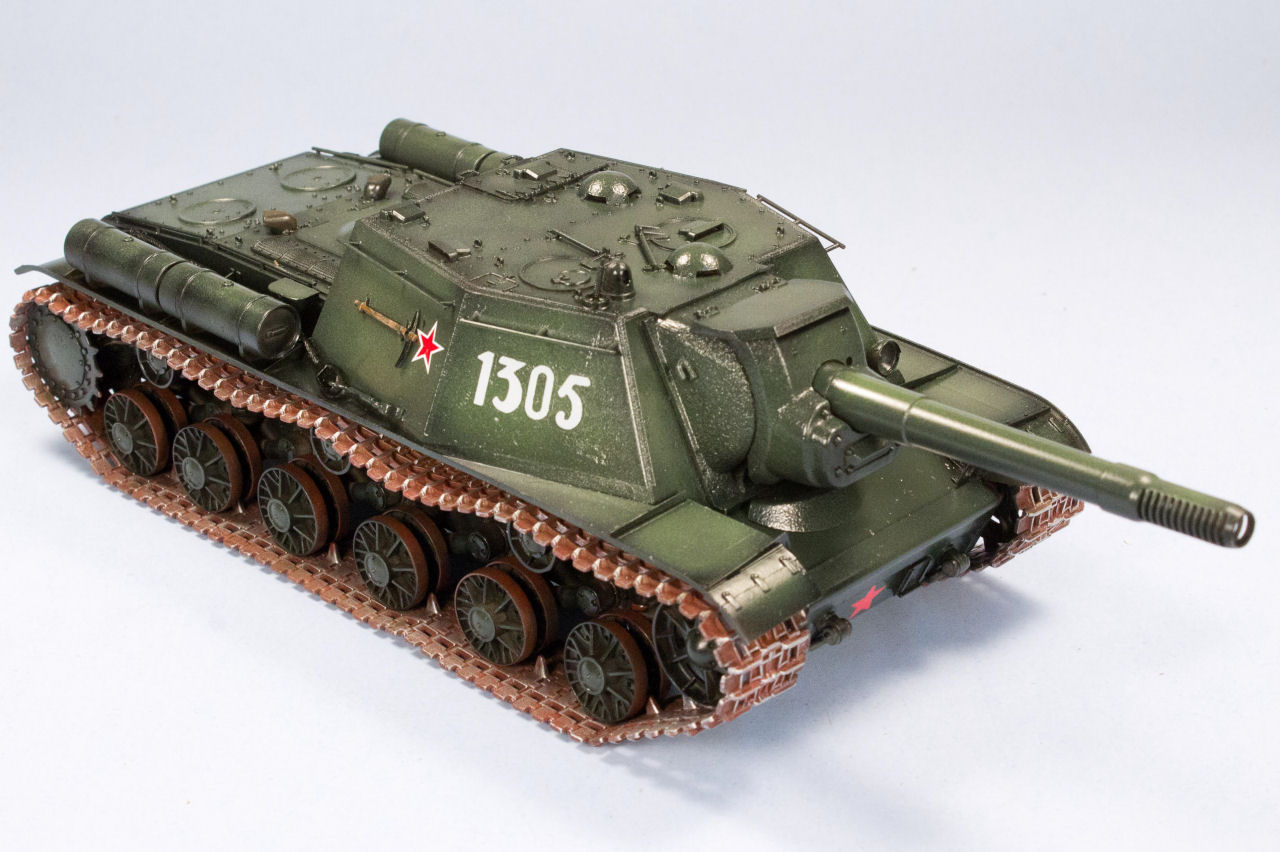 Trumpeter 1/35 Soviet SU-152 Late Quick Build Image