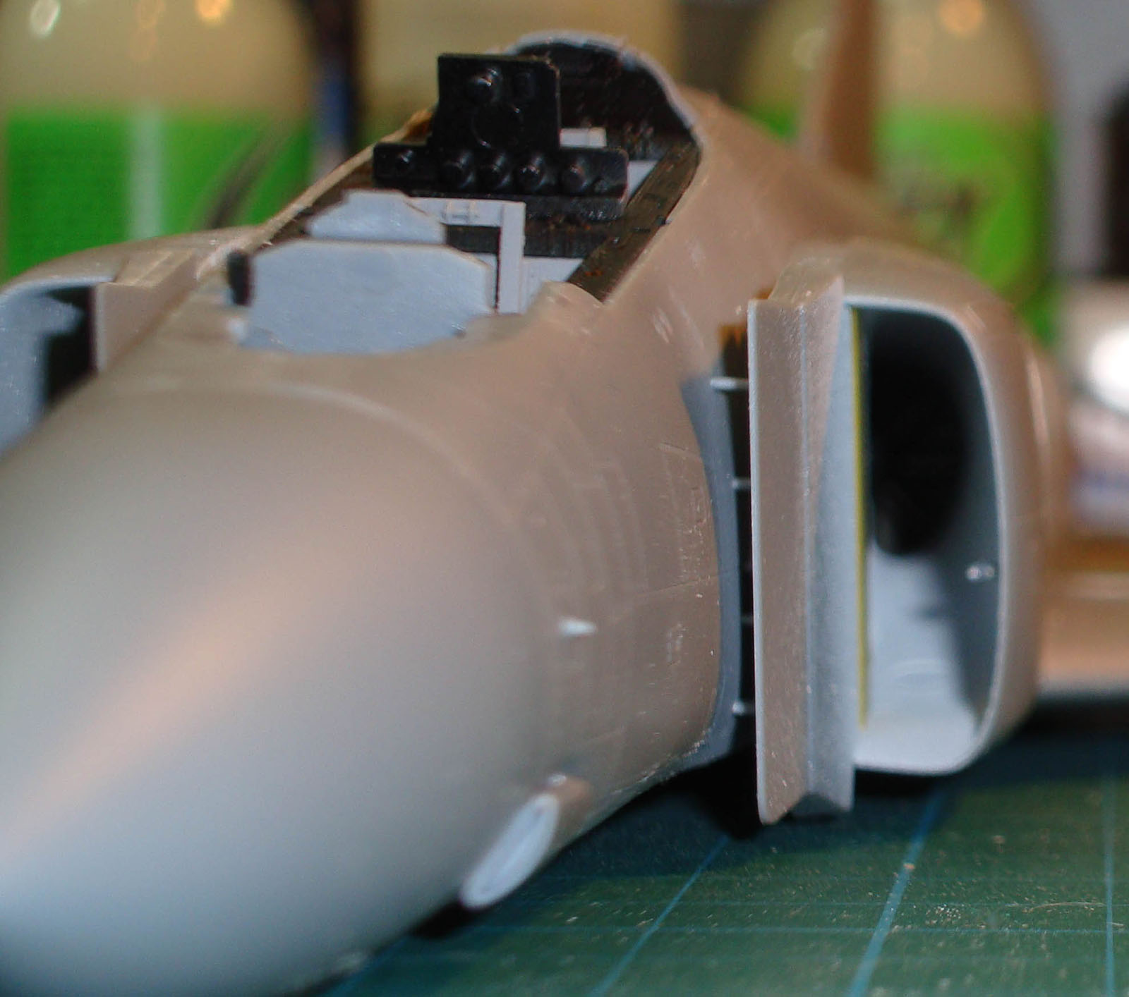 Zoukei-Mura 48004 1/48 F-4J Phantom II Build Image 18