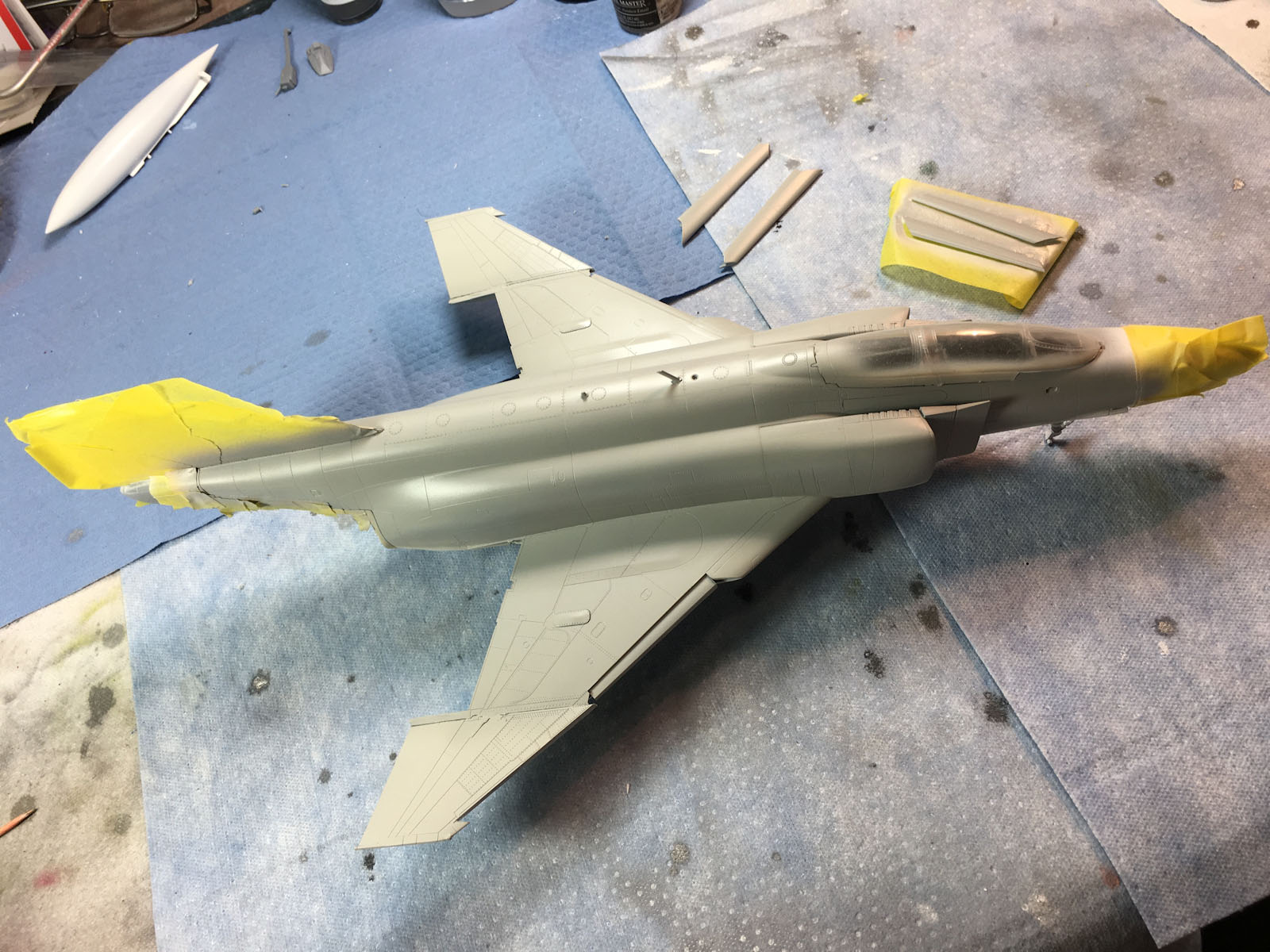 Zoukei-Mura 48008 1/48 F-4J Phantom II Build Image 13