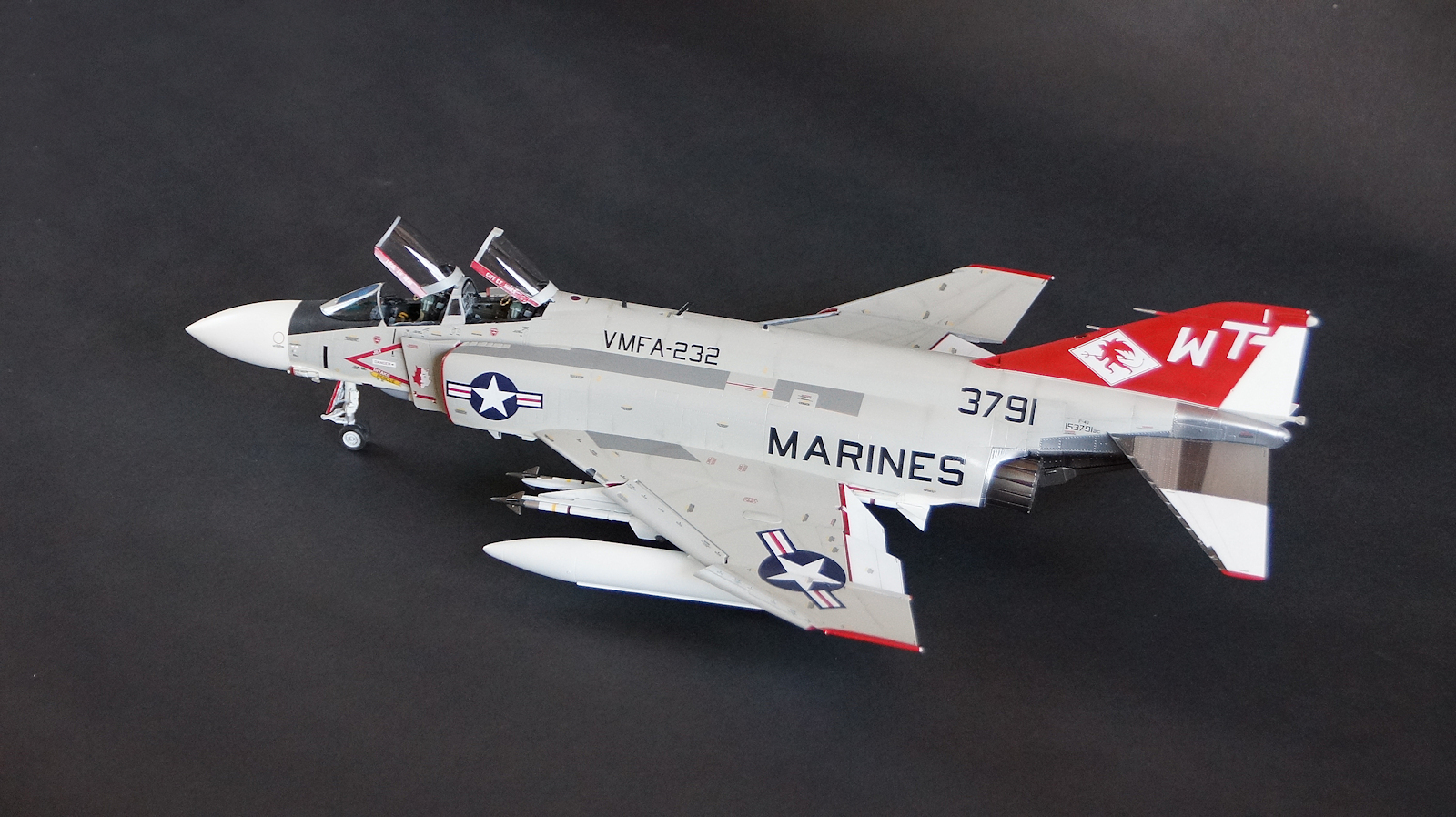 Zoukei-Mura 48008 1/48 F-4J Phantom II Build Image 21