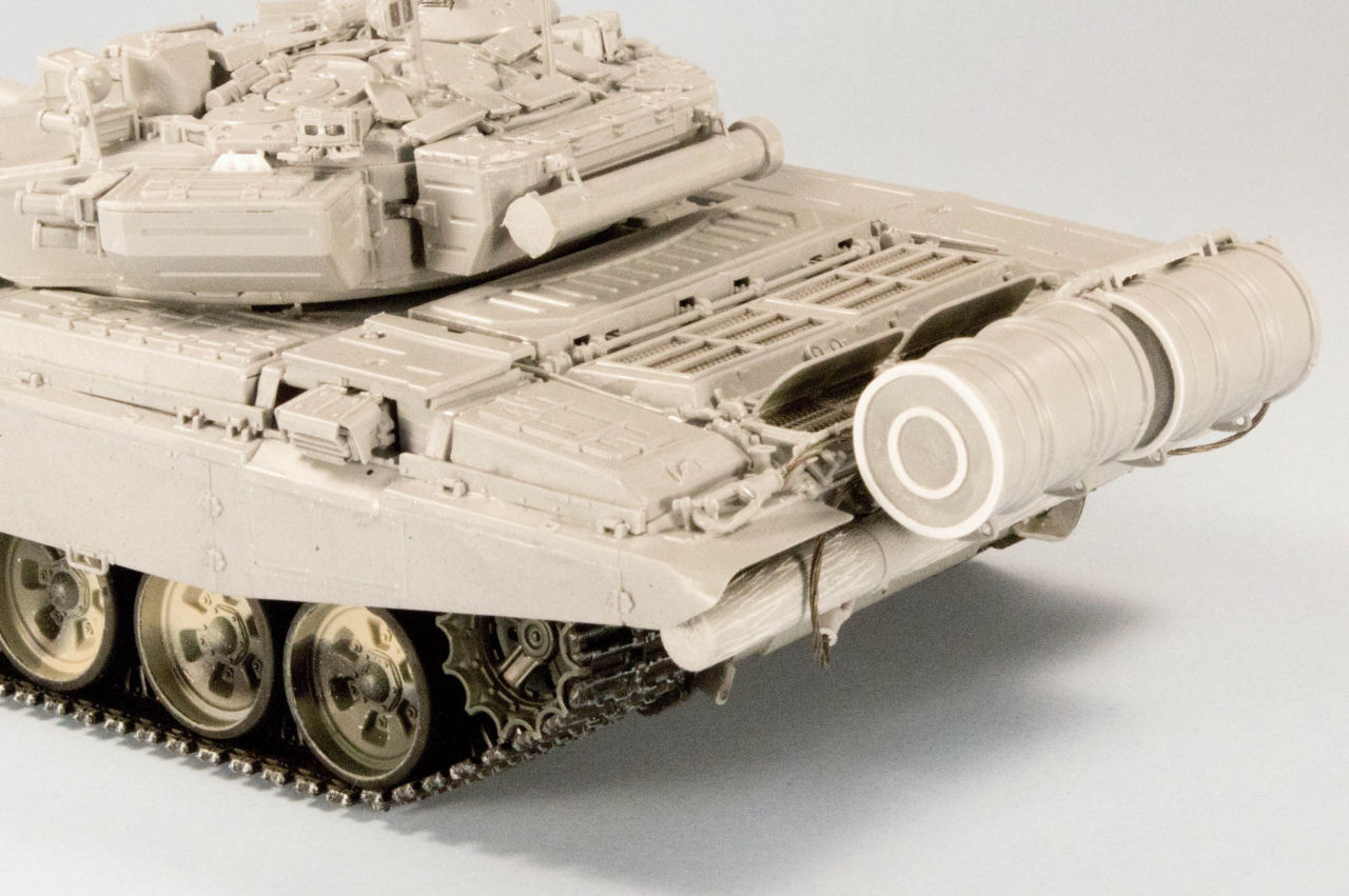 Zvezda 1/35 T-90 Main Battle Tank Build Review Image