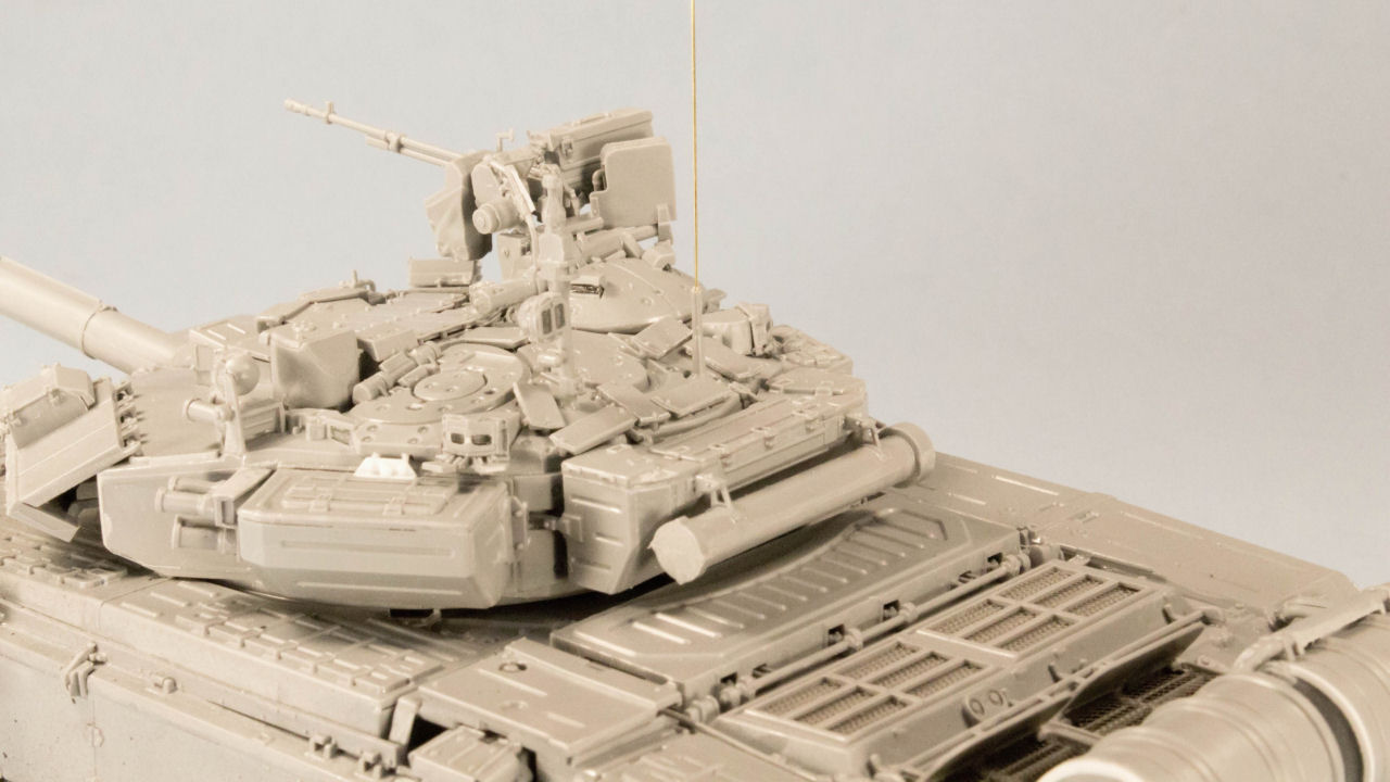 Zvezda 1/35 T-90 Main Battle Tank Build Review Image