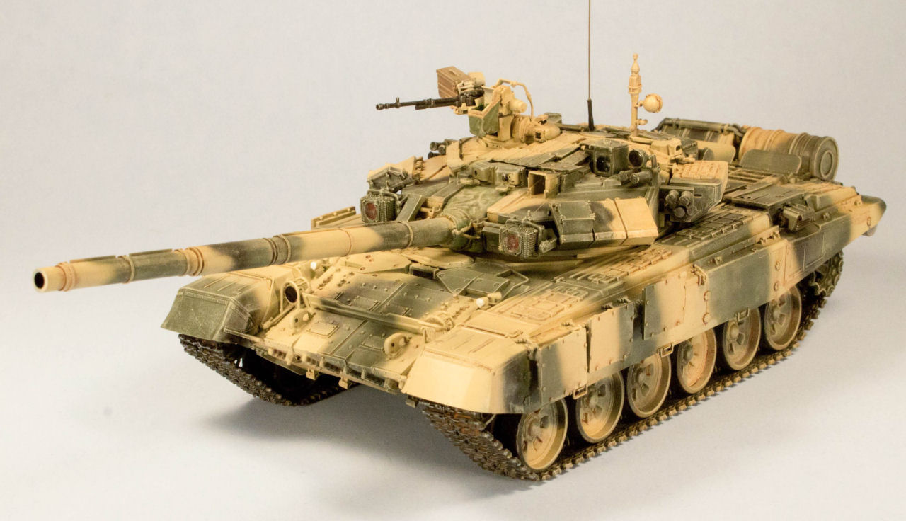 Zvezda 1/35 T-90 Main Battle Tank Build Review Image