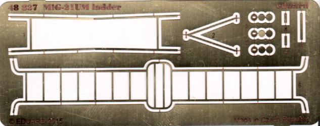 MiG-21UM Ladder