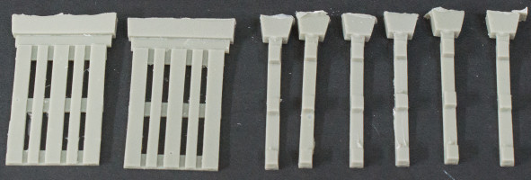 Wooden Pallets Set