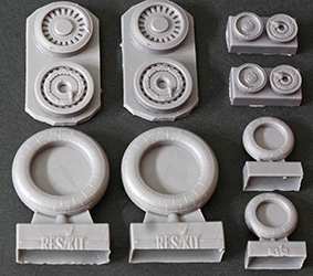 MiG-25 Foxbat Wheels Set