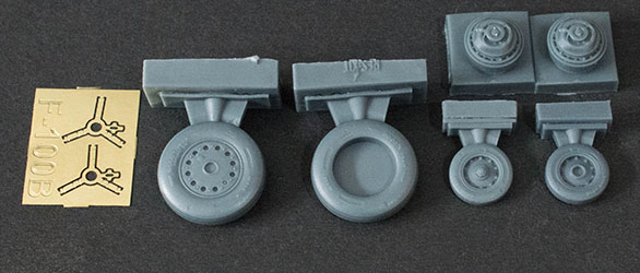 F-100 Super Sabre Wheels Set