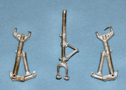 FJ-4 Fury Landing Gear