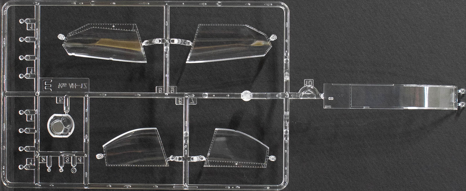 MRC/Academy 12127 1/35 AH-1Z Viper Parts Image 03