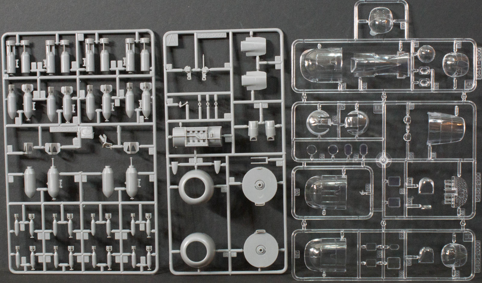 Academy 12302 1/48 B-25B Mitchell 'Doolittle Raiders' Parts Image 05