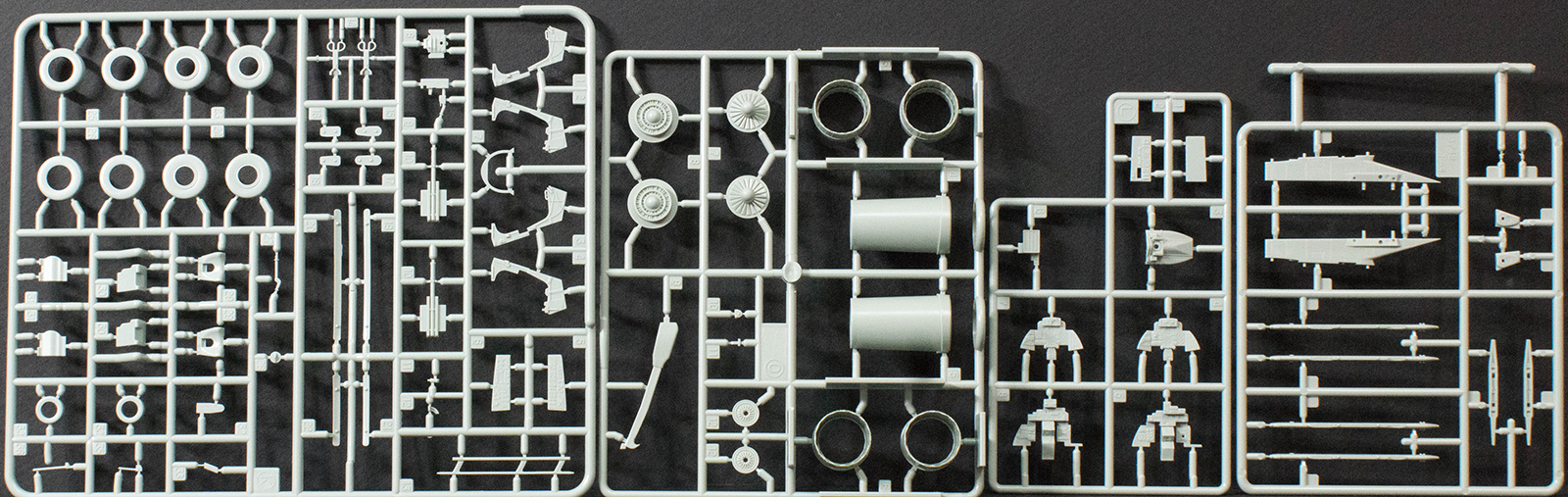 Academy 12315 1/48 F-4B/N Phantom II 'VMFA-531 Gray Ghosts' Parts Image 04