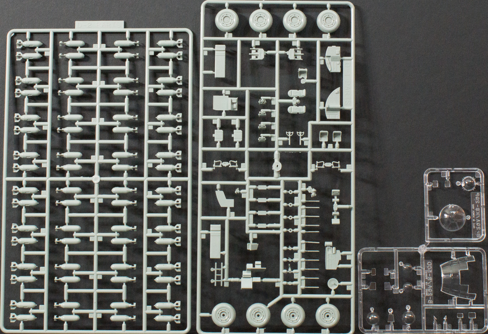 MRC/Academy 12517 1/72 B-29 Superfortress Parts Image 04