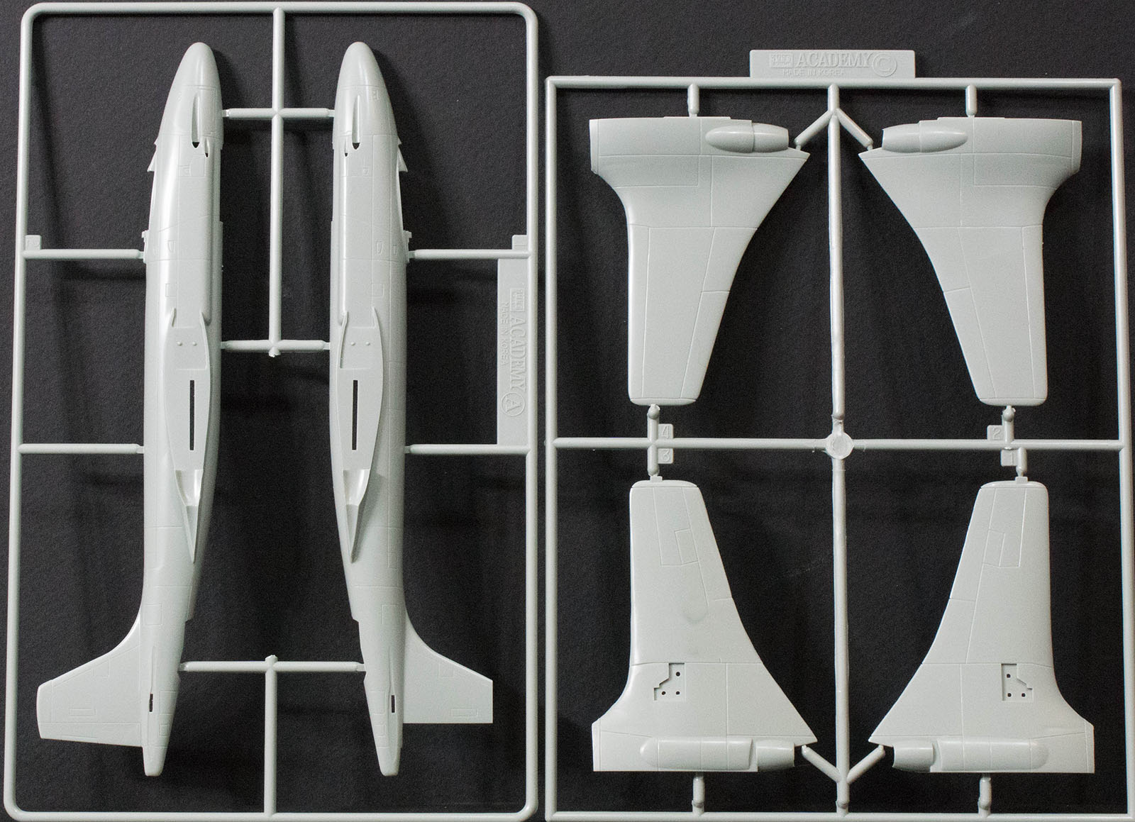 Academy 12548 1/72 F2H-3 Banshee Parts Image 01