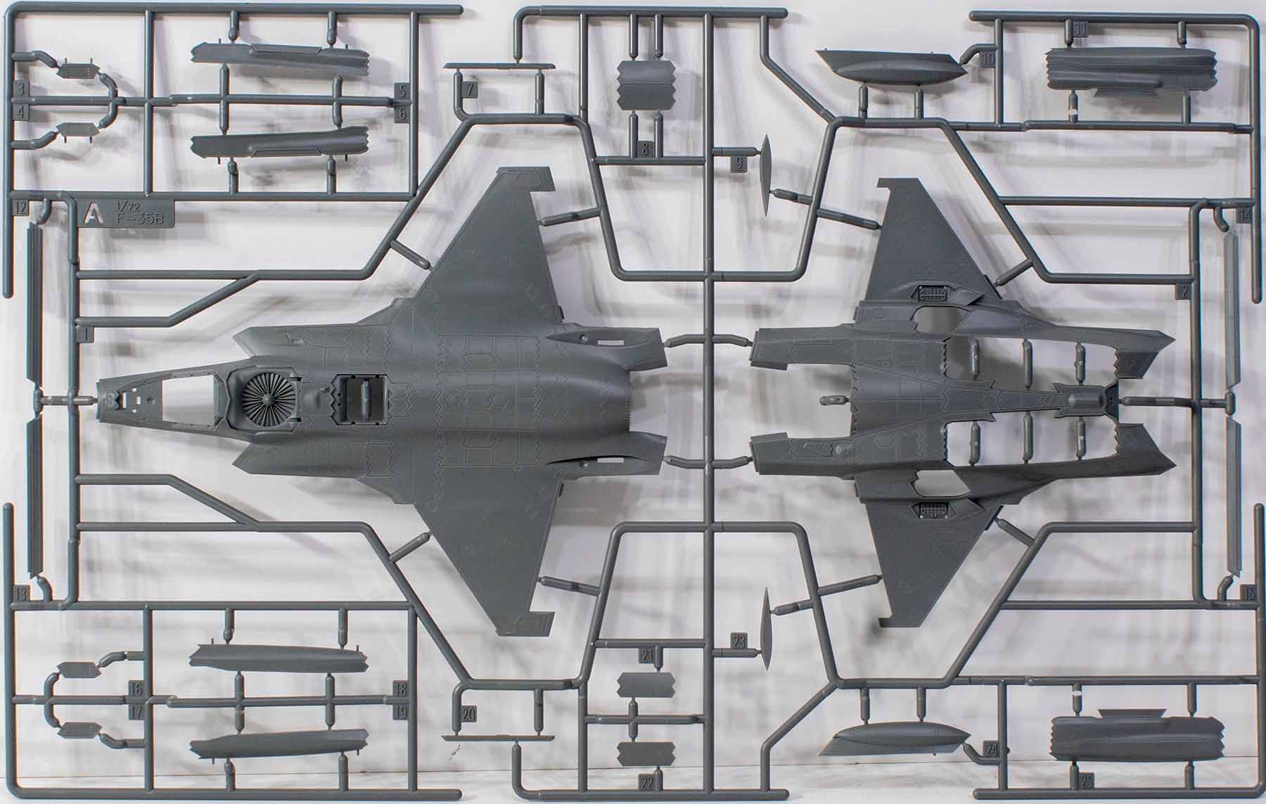 Academy 12569 1/72 F-35B Lightning II Parts Image 01