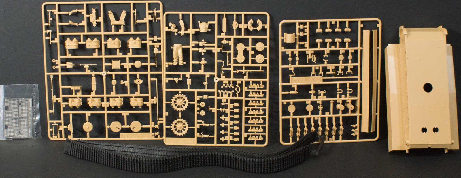 Academy 13287 1/35 Tiger I (Mid) Parts Image 03