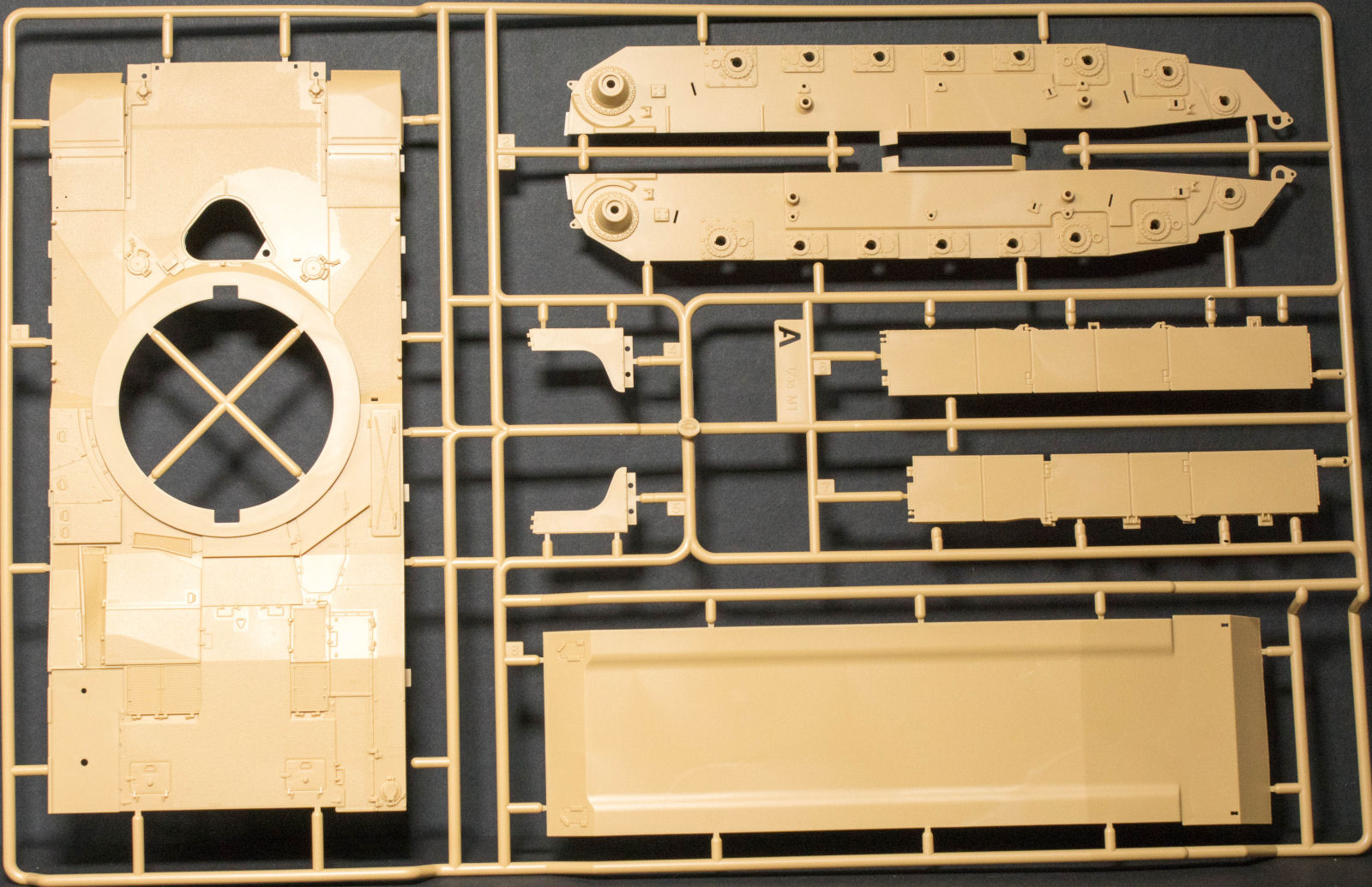 Academy 13298 1/35 M1A2 Abrams SEP v2/TUSK I/TUSK II Parts Image 02
