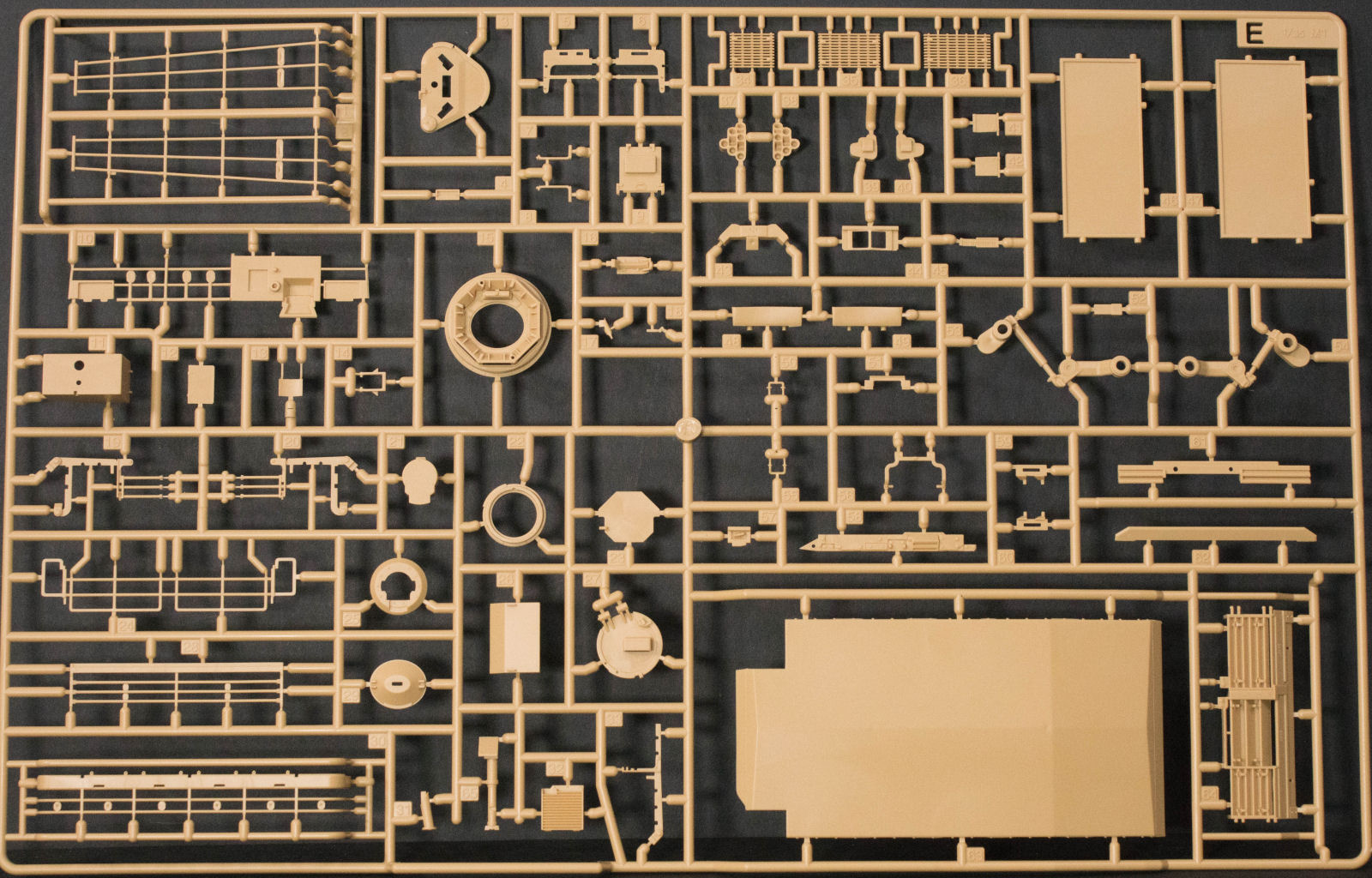 Academy 13298 1/35 M1A2 Abrams SEP v2/TUSK I/TUSK II Parts Image 03