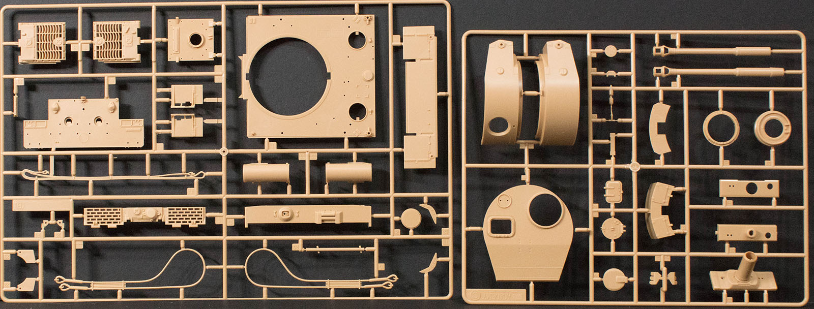 Academy 13299 1/35 Tiger I Late Version Parts Image 02
