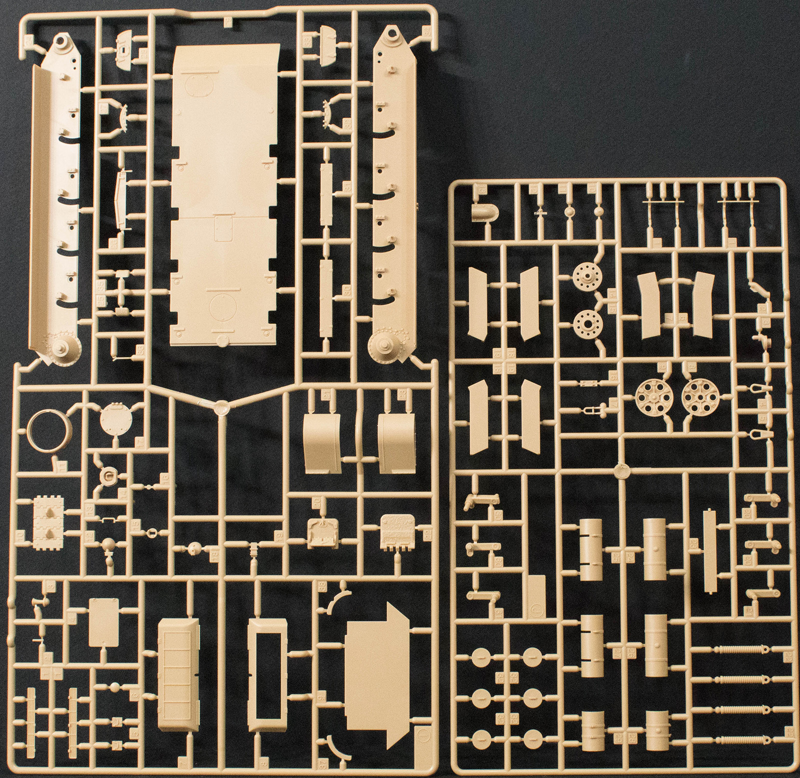 MRC/Academy 13502 1/35 T-34/76 747(r) Parts Image 02