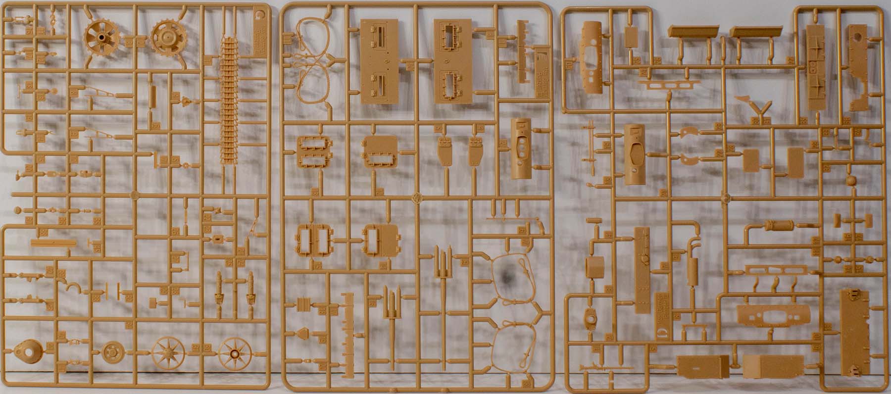 Academy 13531 1/35 Panzer III Ausf.J 'North Africa' Parts Image 03
