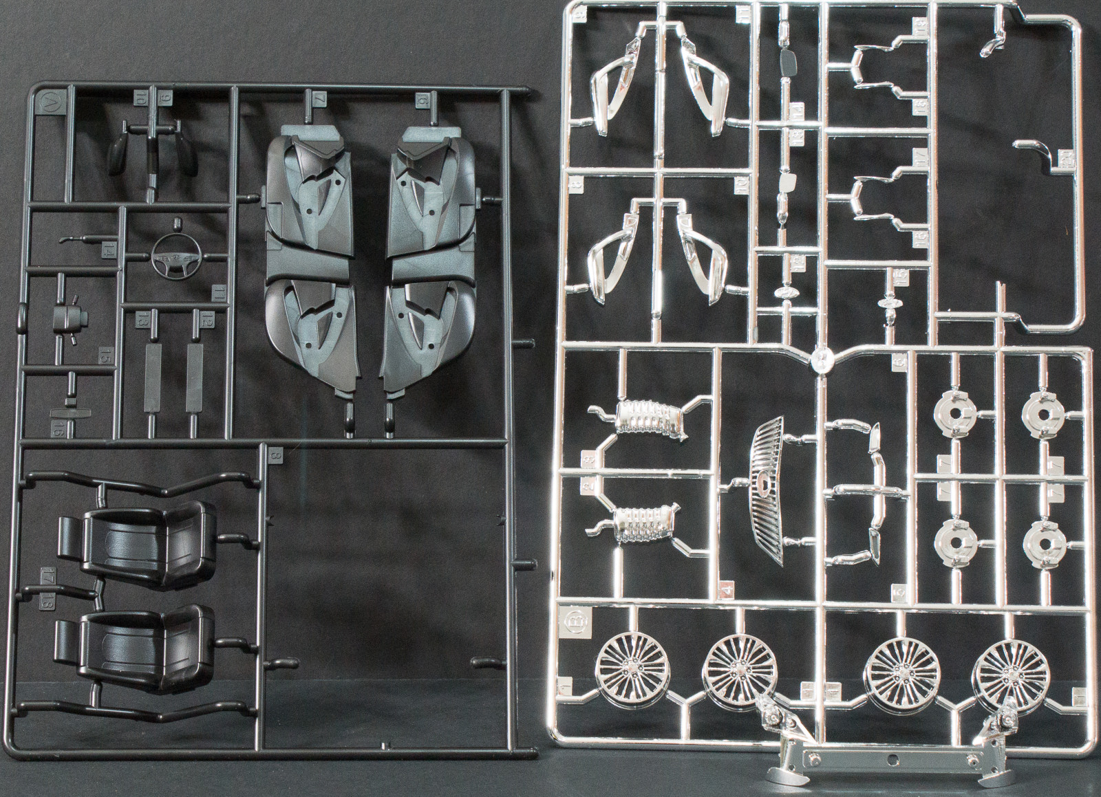 Academy 15121 1/24 2014 Hyundai Azera First Look Image 02