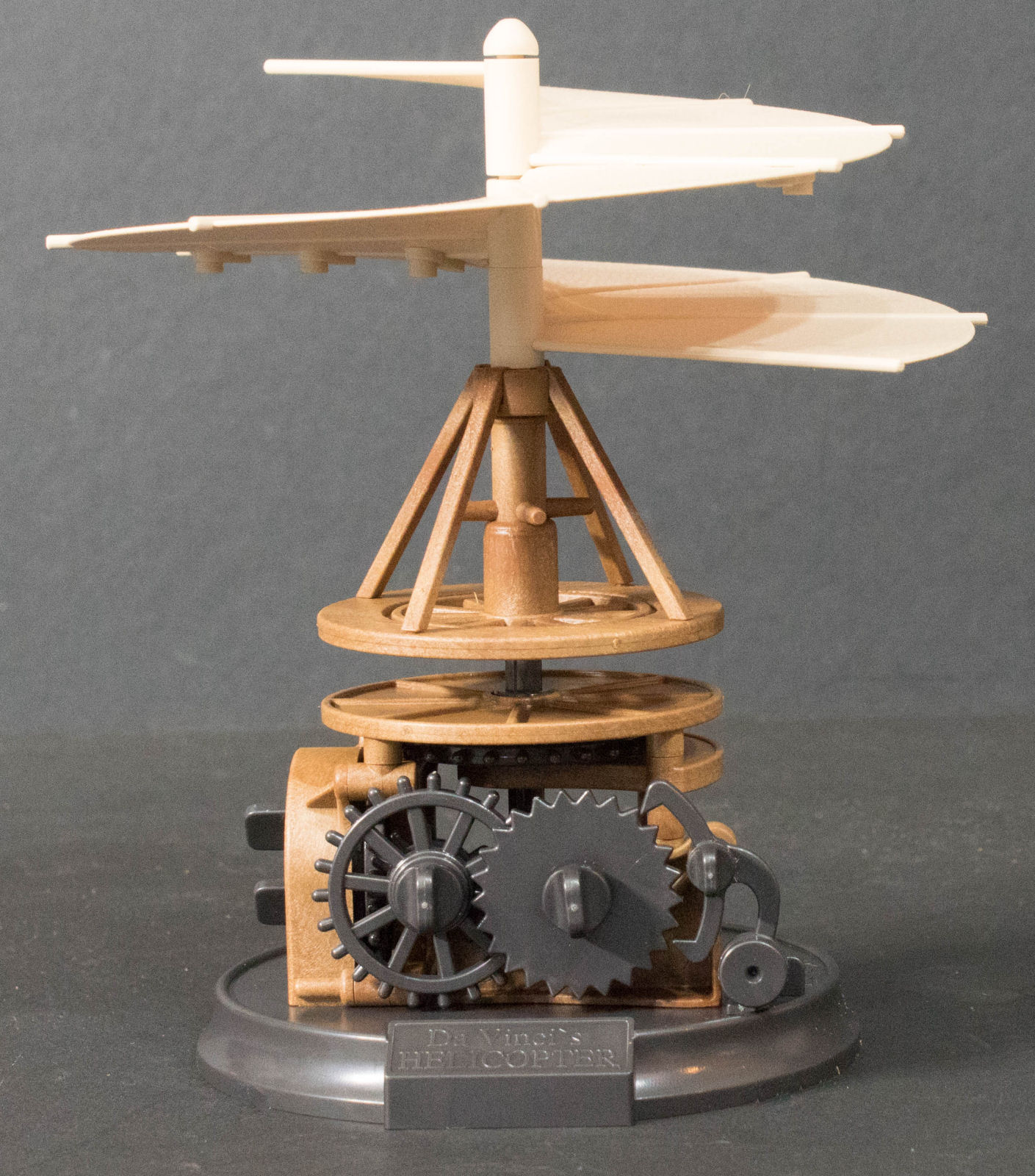 leonardo da vinci helicopter