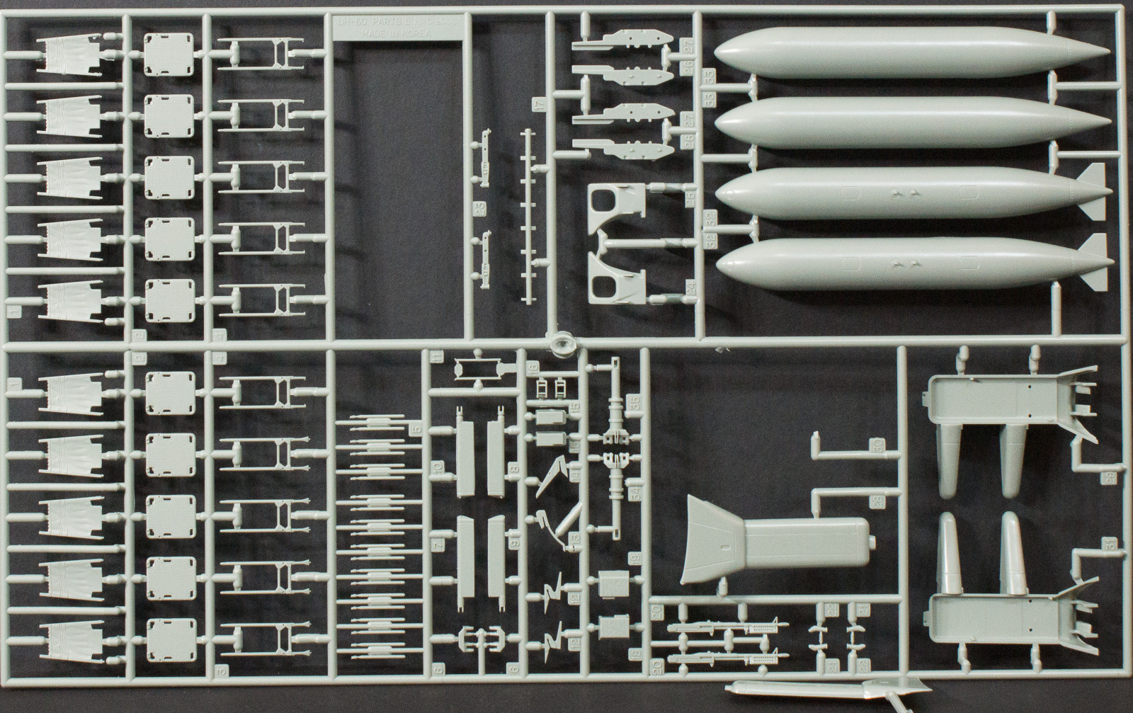 Academy 02217 1/48 AH-60L DAP Blackhawk Parts Image 04