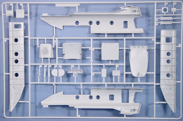 Academy 02226 1/48 Boeing CH-46E Sea Knight Kit First Look