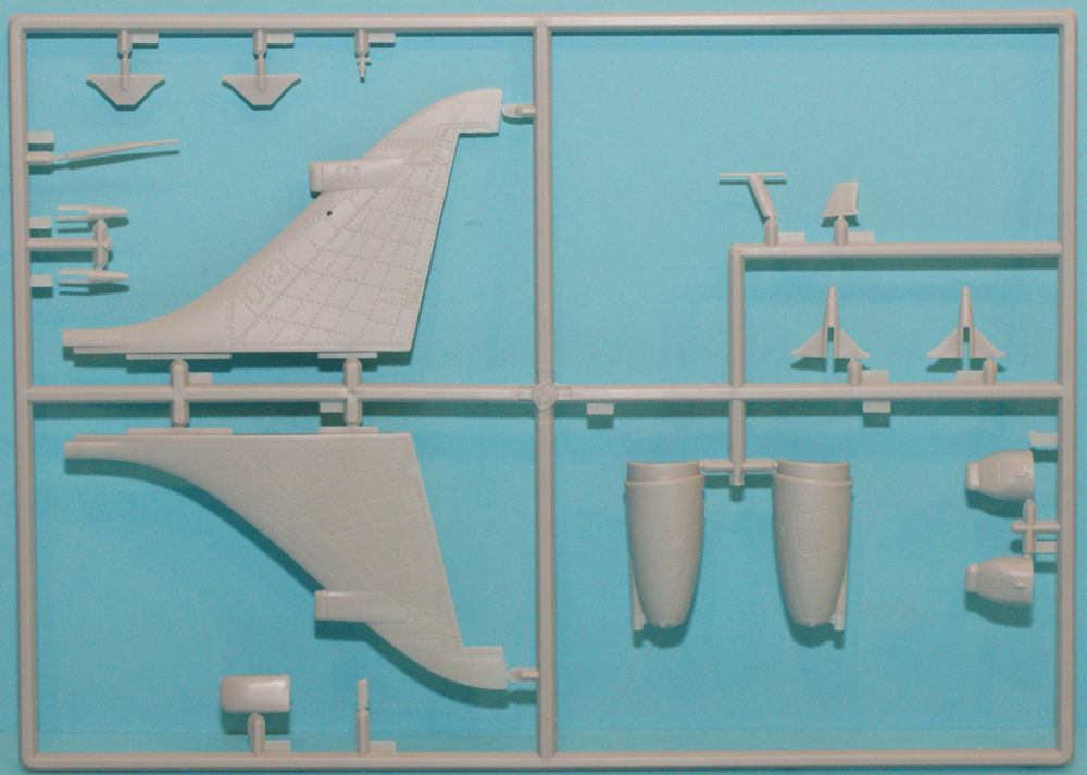 Airfix 18003 1/24 Harrier GR.3/AV-8A/AV-8S Kit First Look