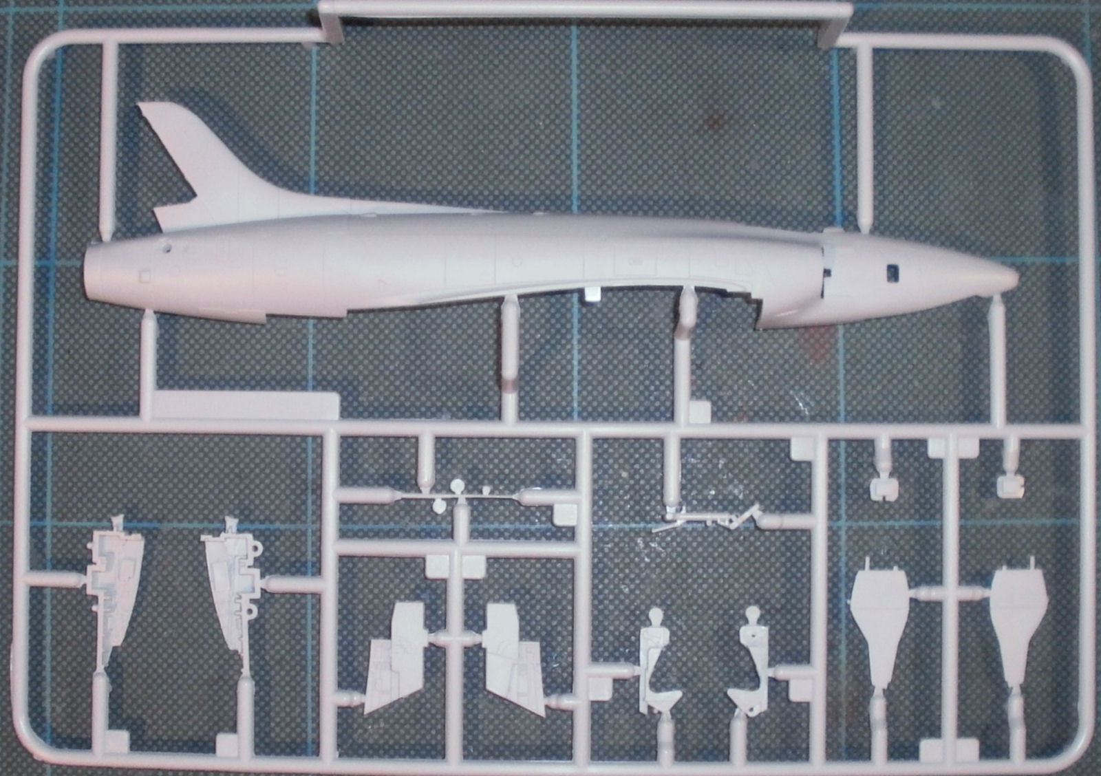 Airfix 4003 1/72 Swift FR.5 Parts Image 02