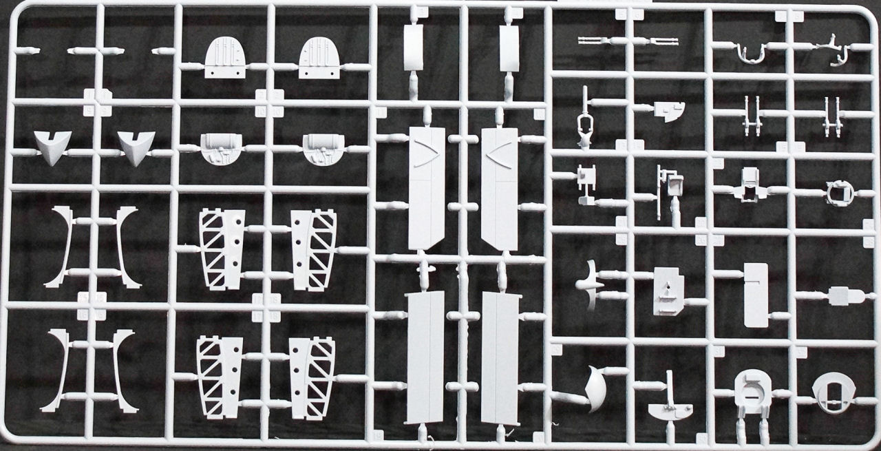 Airfix 8001 1/72 Lancaster B.II Parts Image 03