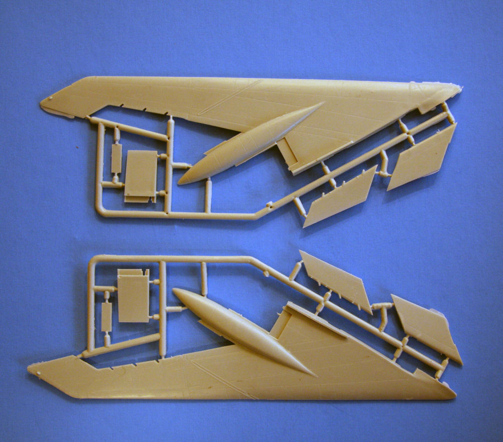 Amodel 72115 1/72 Tu-128UT Pelican Parts Image 03