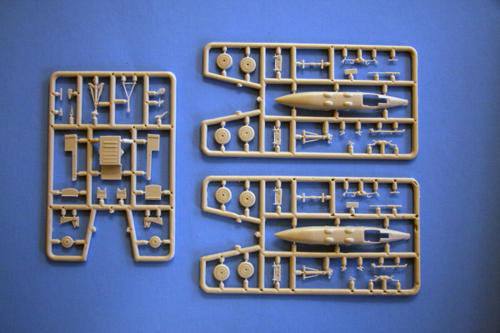 Amodel 72115 1/72 Tu-128UT Pelican Parts Image 05