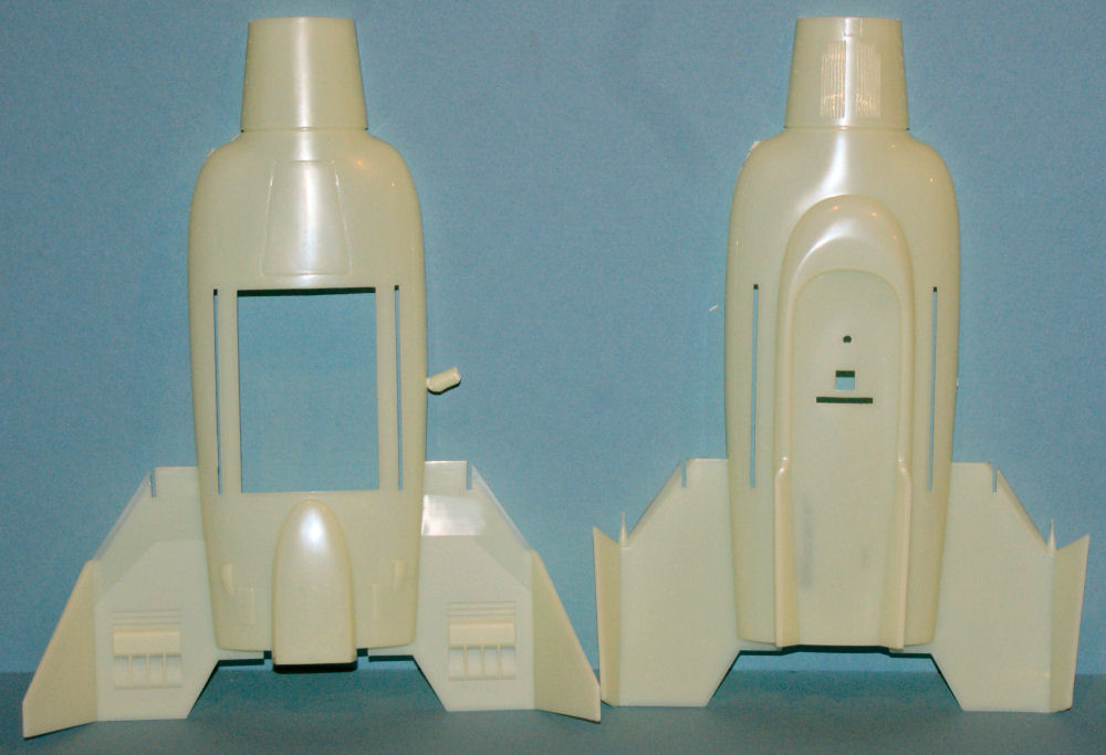 AMT 0622 1/500 UFO Mystery Ship Parts Image 01