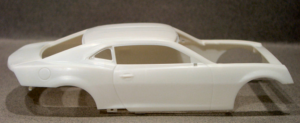 AMT 0742 1/25 2010 Camaro SS/RS Coupe Parts Image 01