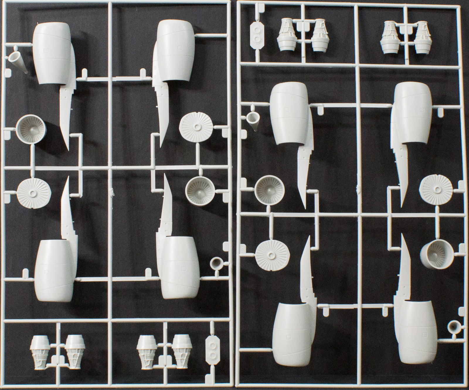 AMT 8909 1/72 KC-135R Stratotanker Parts Image 01