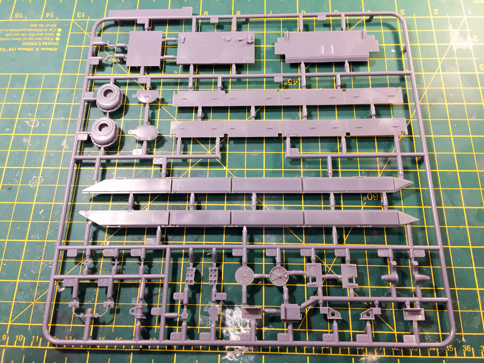 Amusing Hobby 35006 1/35 FV214 Conqueror Mk.I Parts Image 02