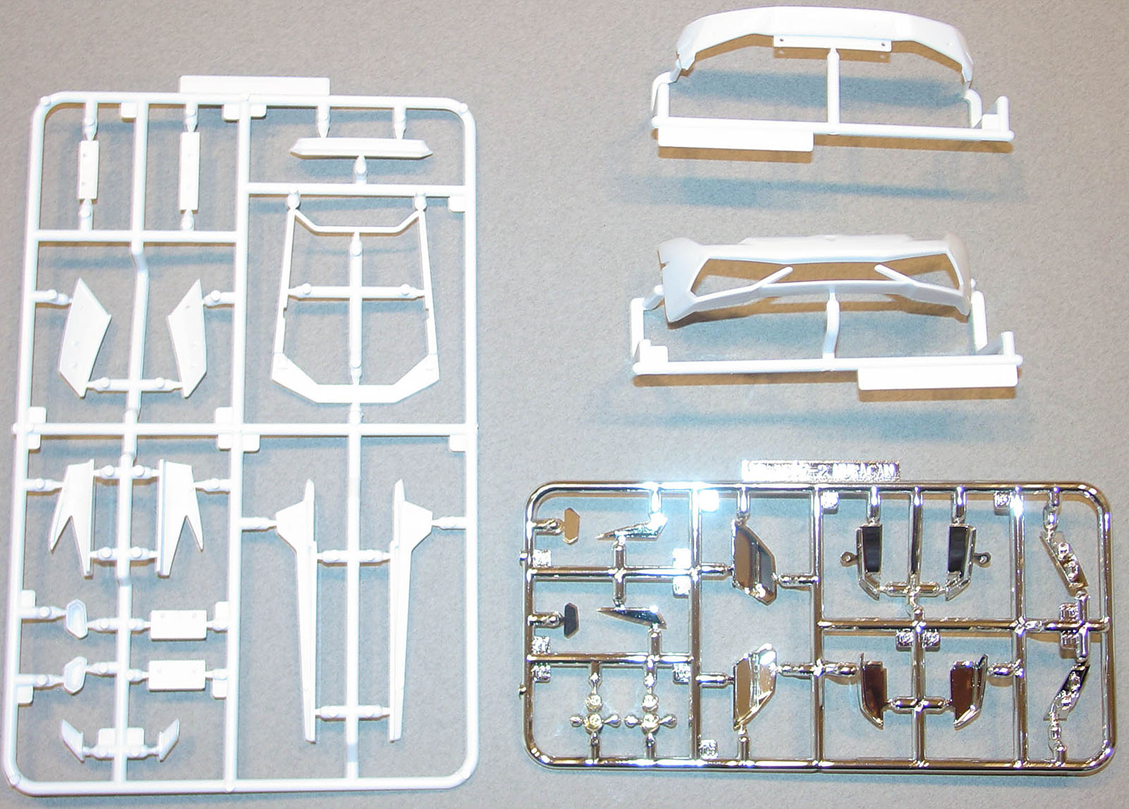 Aoshima 01376 1/24 Lamborghini Huracan LP610-4 First Look Image 05