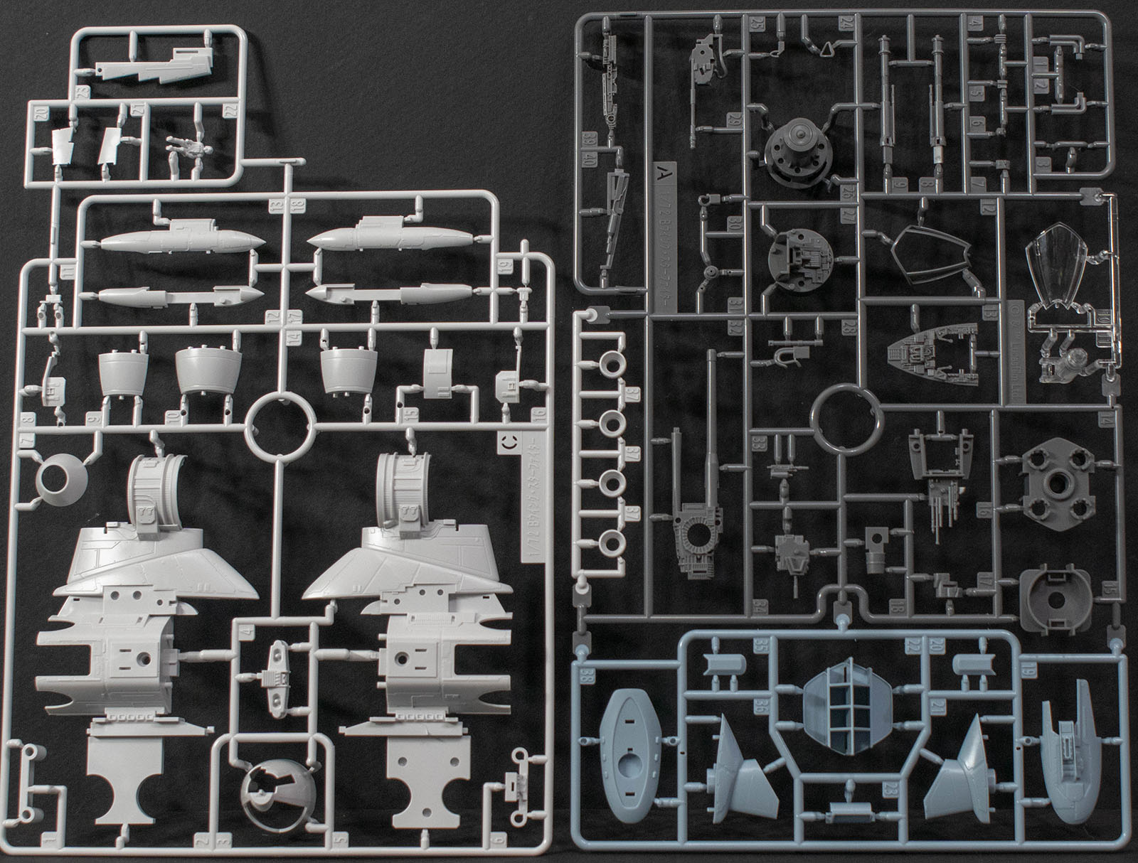 Bandai 230456 1/72 B-Wing Starfighter Parts Image 01