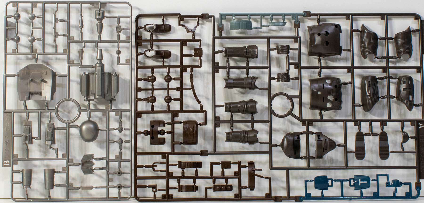 Bandai 5061796 1/12 The Mandalorian (Beskar Armor) Parts Image 03