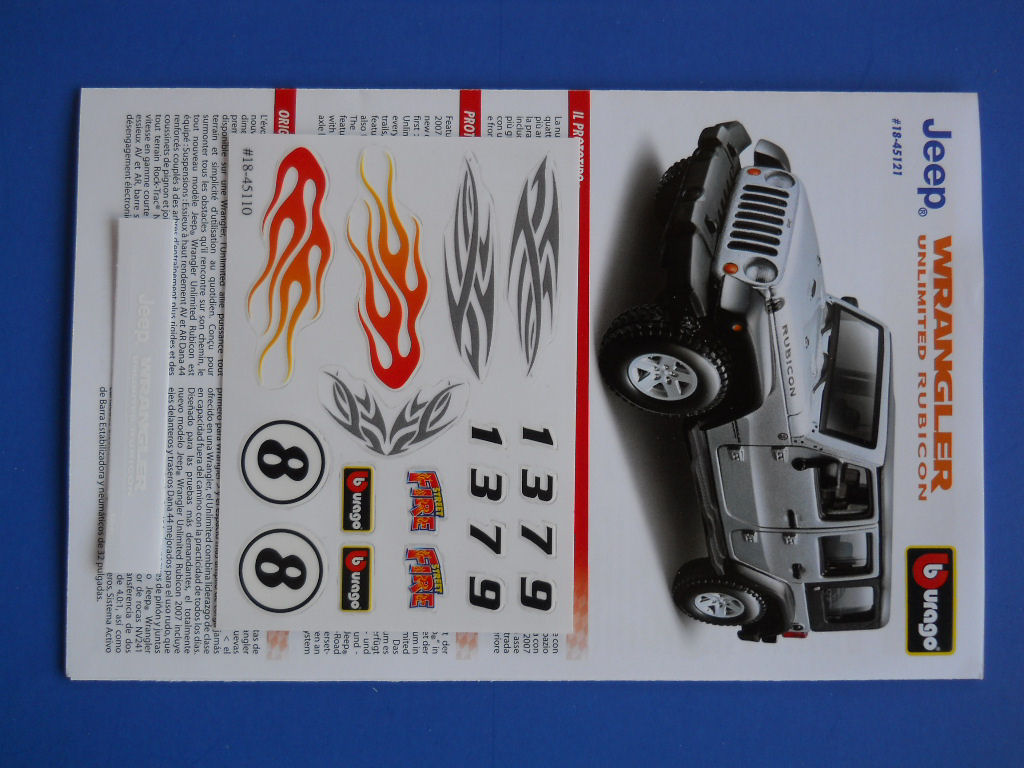 Burago 1845121 1/32 Jeep Wrangler Unlimited Rubicon Kit Image 01
