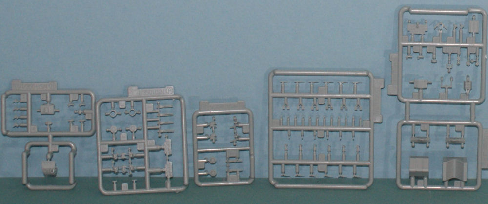 DML 1045 1/350 USS Frank Knox DD 742 Parts Image 04