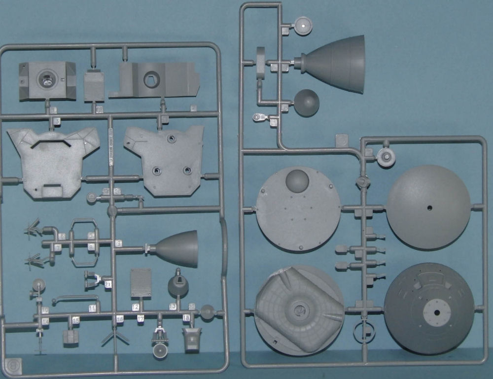 DML 11003 1/72 Apollo 10 Parts Image 03
